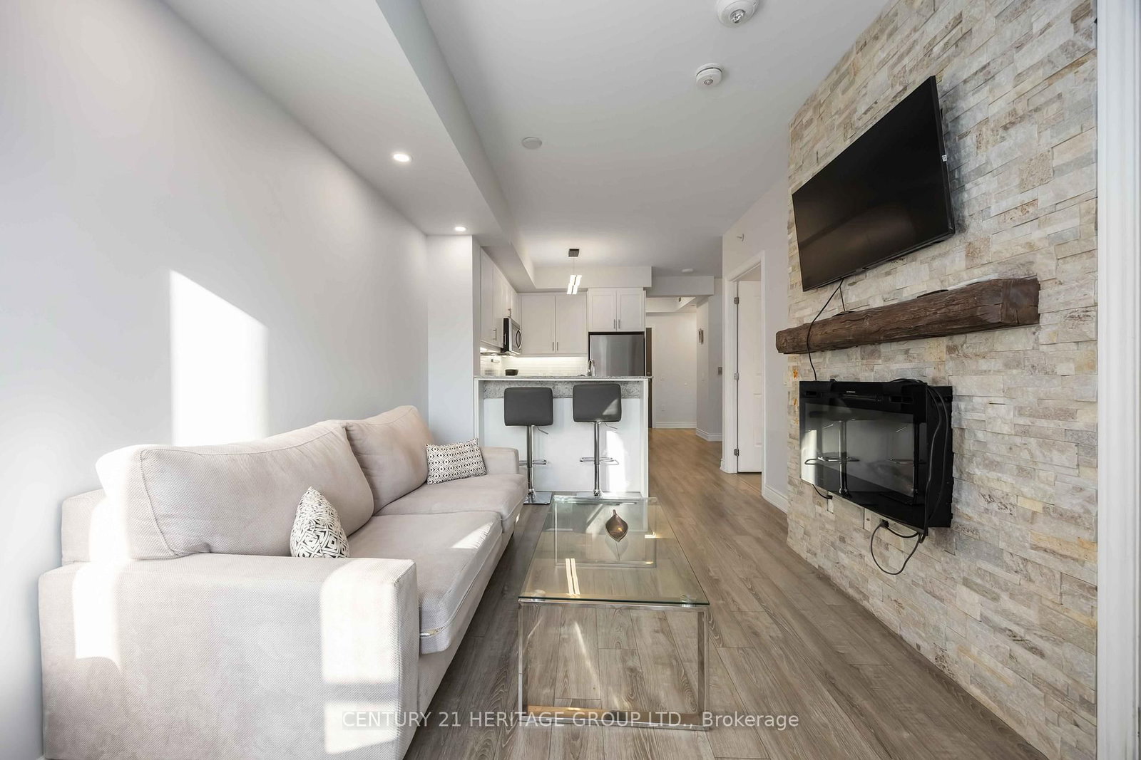 9618 Yonge Street, Unit 201 - Photo 17