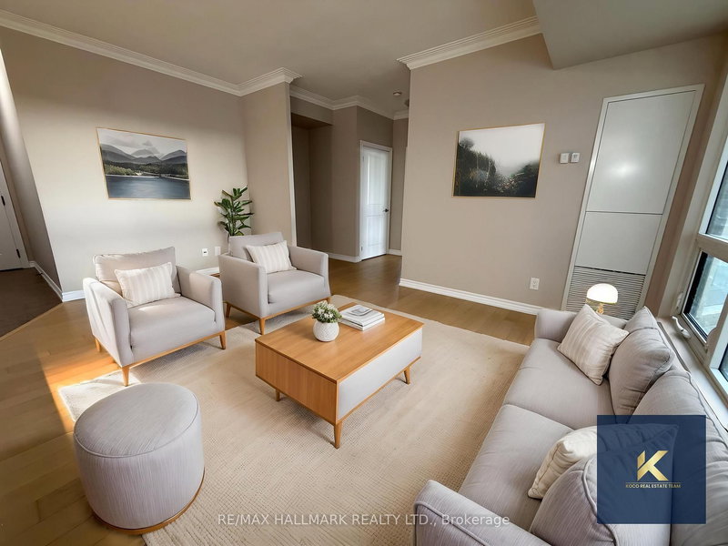 home for lease on 909-7730 Kipling Avenue