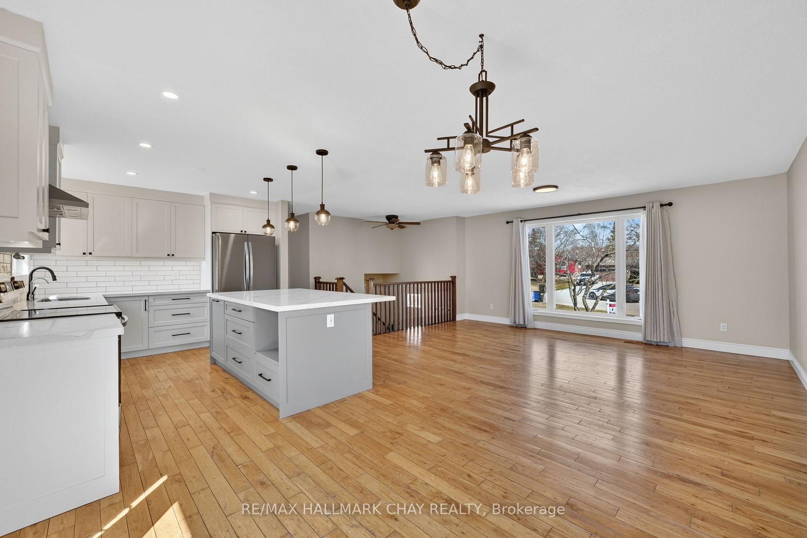 Detached House for sale at 224 Thornton Avenue, Essa, Ontario, L0L 2N0 - Thornton - MLS: N12984564