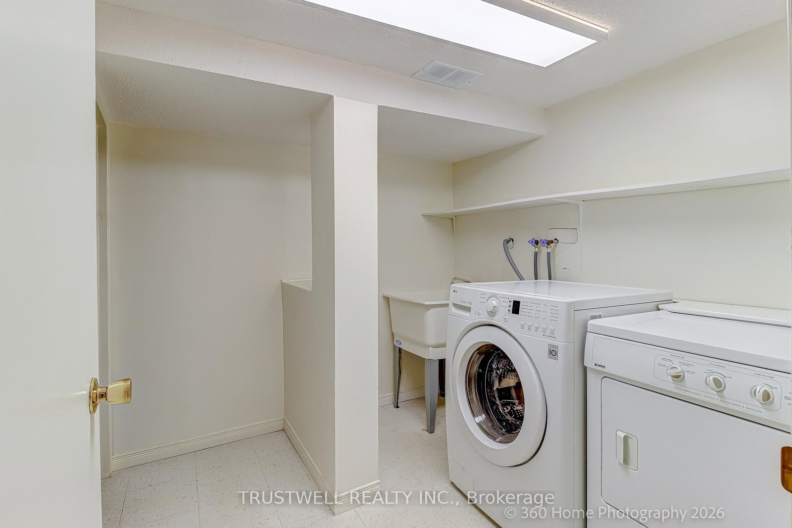 Detached House for sale at 224 Hollingham Road, Markham, Ontario, L3R 8K3 - Unionville - MLS: N12984774