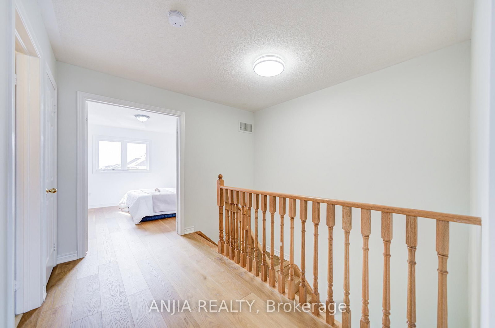 Townhouse for sale at 2033 Bur Oak Avenue, Markham, Ontario, L6E 1X3 - Greensborough - MLS: N12984846