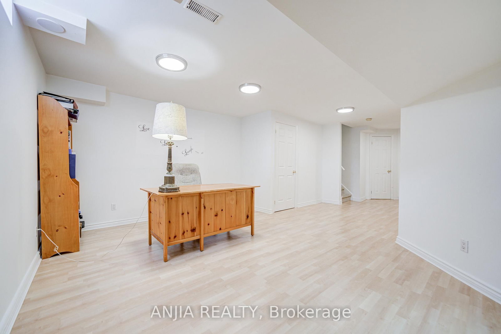 Townhouse for sale at 2033 Bur Oak Avenue, Markham, Ontario, L6E 1X3 - Greensborough - MLS: N12984846