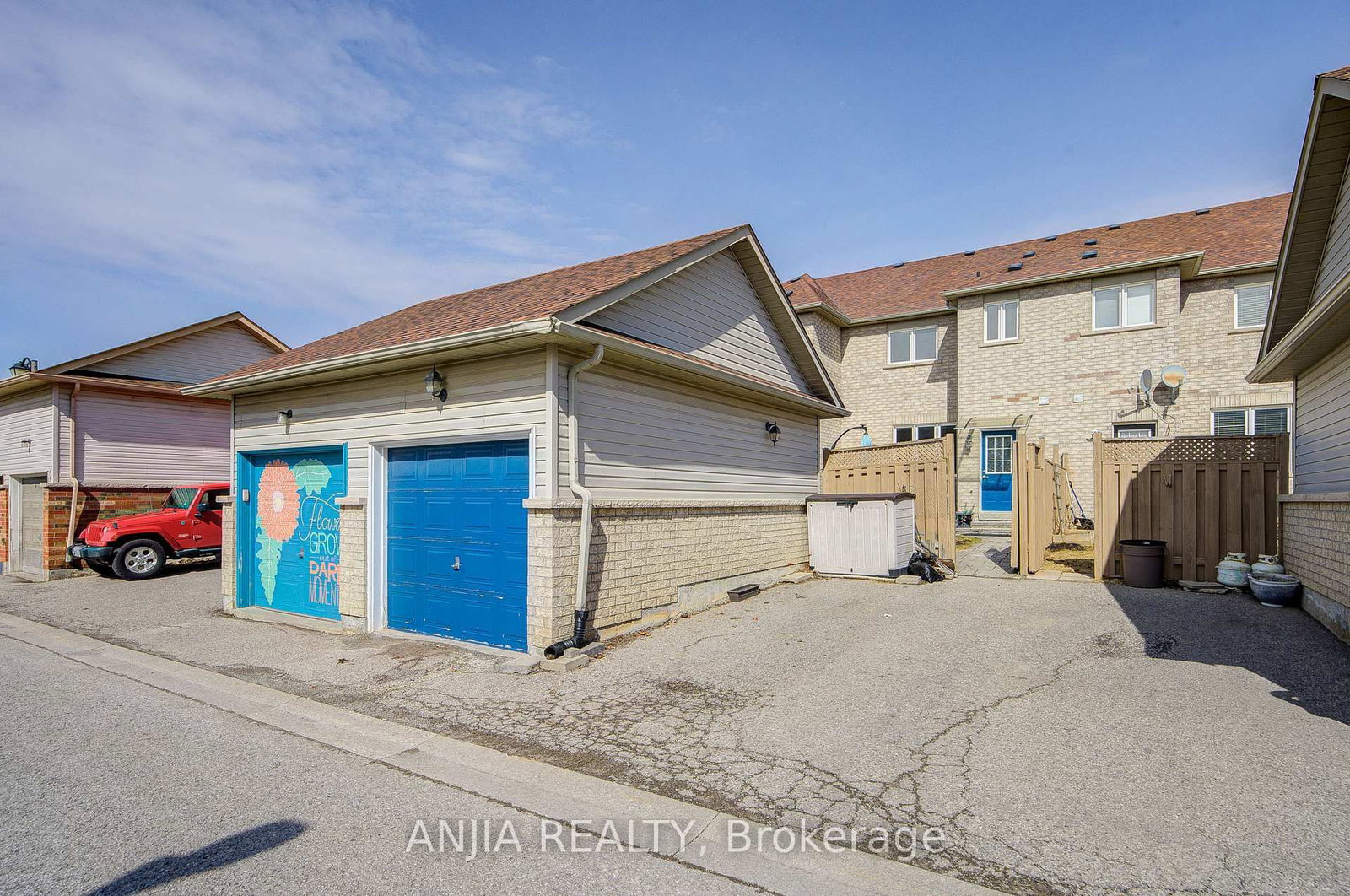 Townhouse for sale at 2033 Bur Oak Avenue, Markham, Ontario, L6E 1X3 - Greensborough - MLS: N12984846
