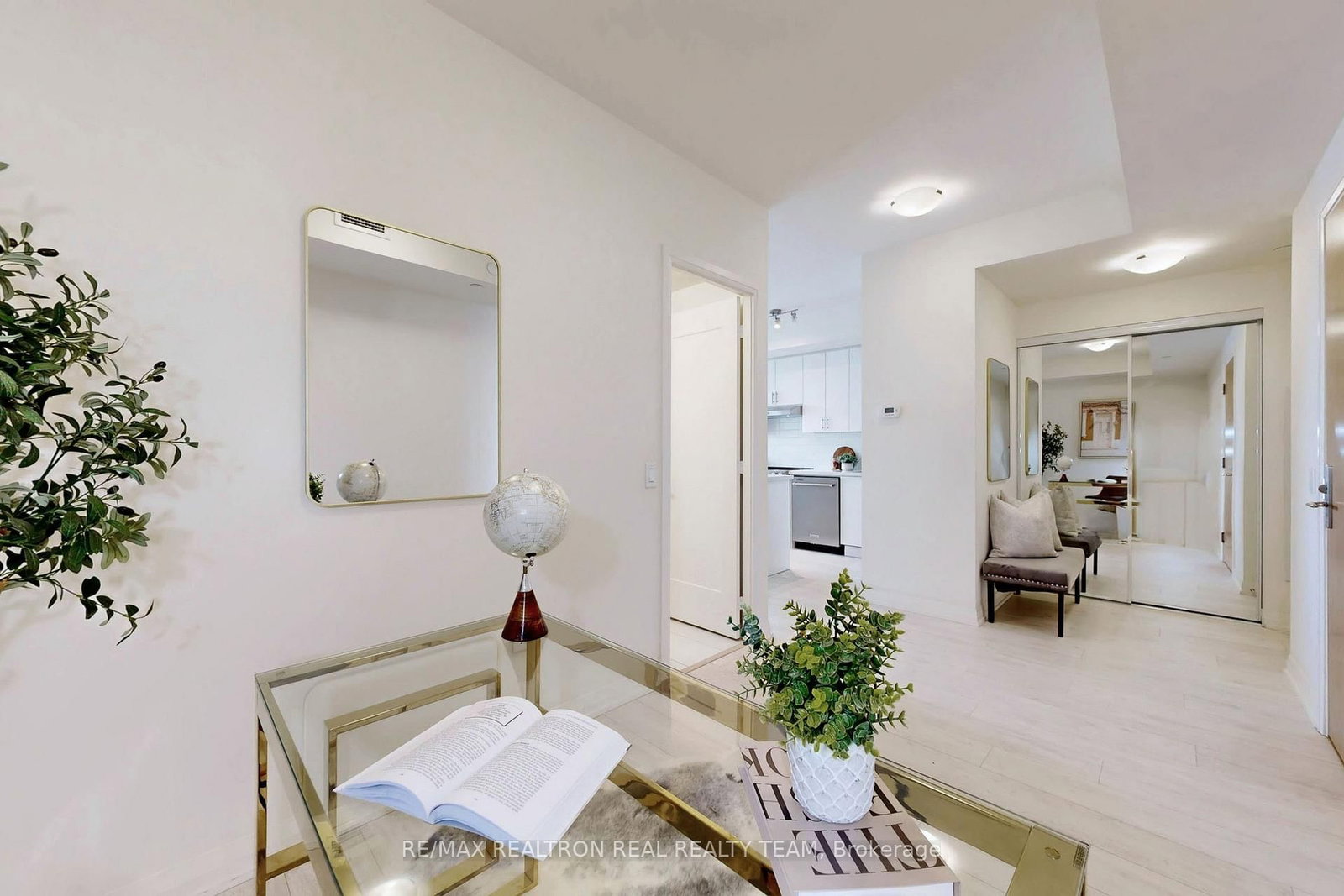 8960 Jane Street, Unit 211 - Photo 30