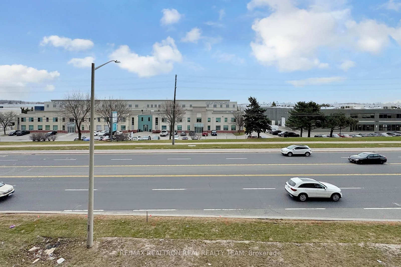 8960 Jane Street, Unit 211 - Photo 36