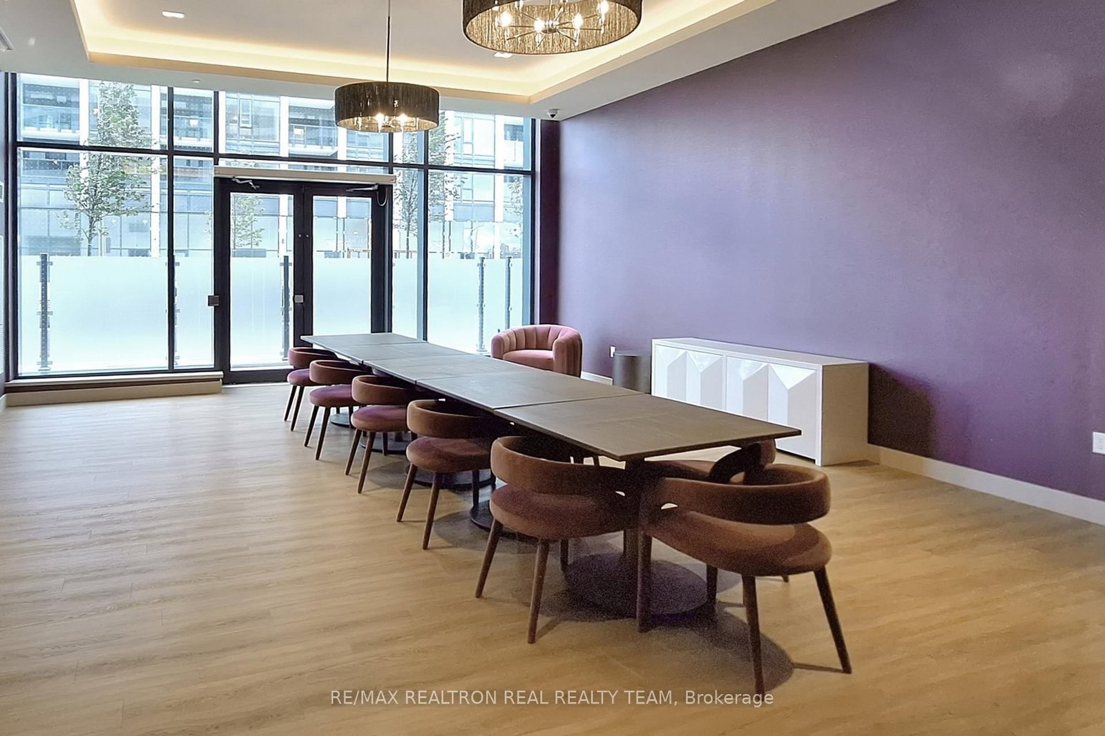 8960 Jane Street, Unit 211 - Photo 41