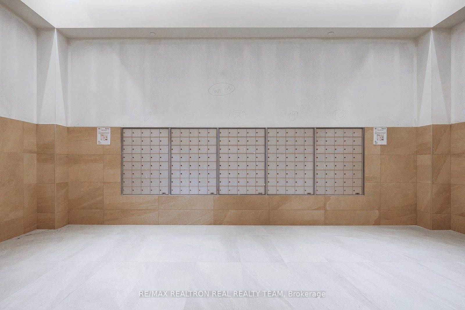 8960 Jane Street, Unit 211 - Photo 47