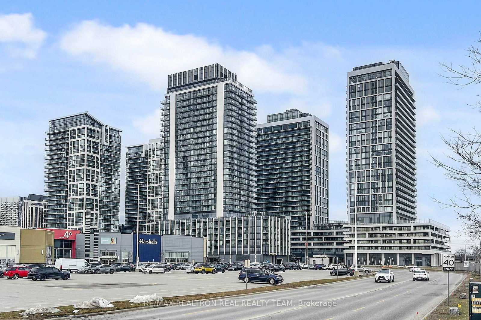 8960 Jane Street, Unit 211 - Photo 48