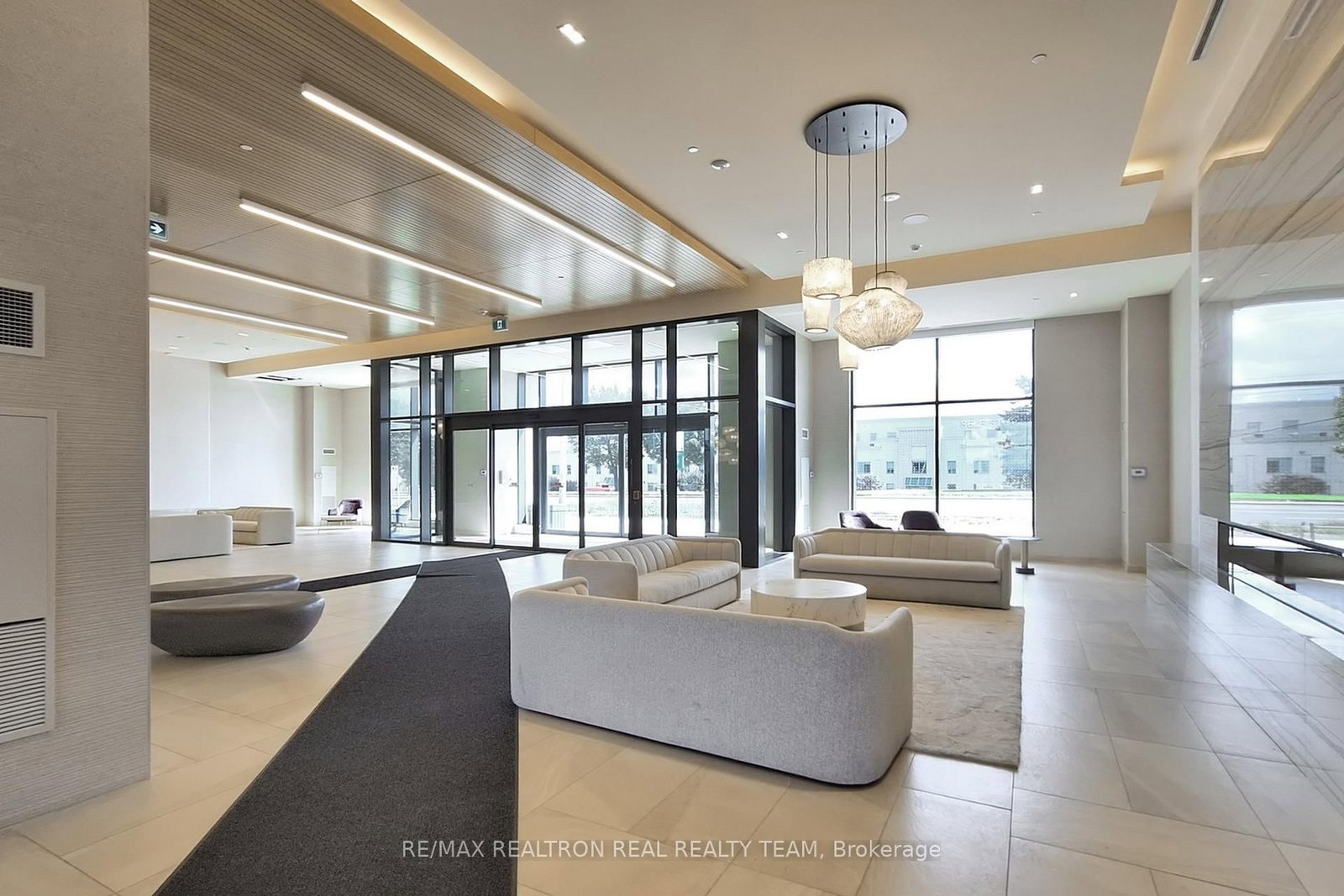 8960 Jane Street, Unit 211 - Photo 5