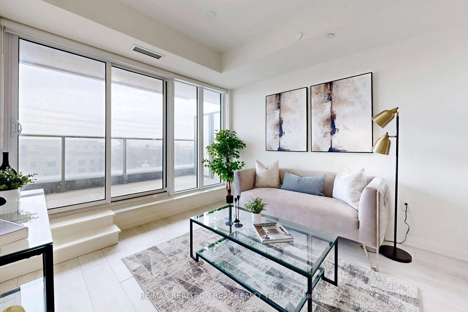 8960 Jane Street, Unit 211 - Photo 8