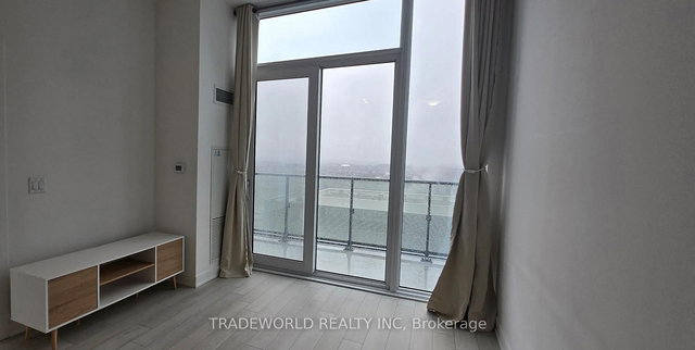 PH04 - 95 Oneida Crescent