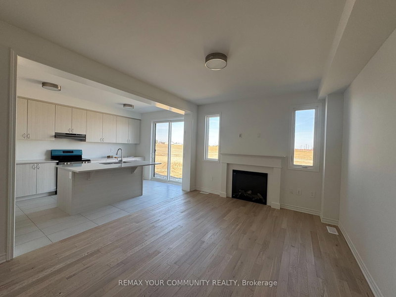 home for lease on 143 Leslie Richards Street