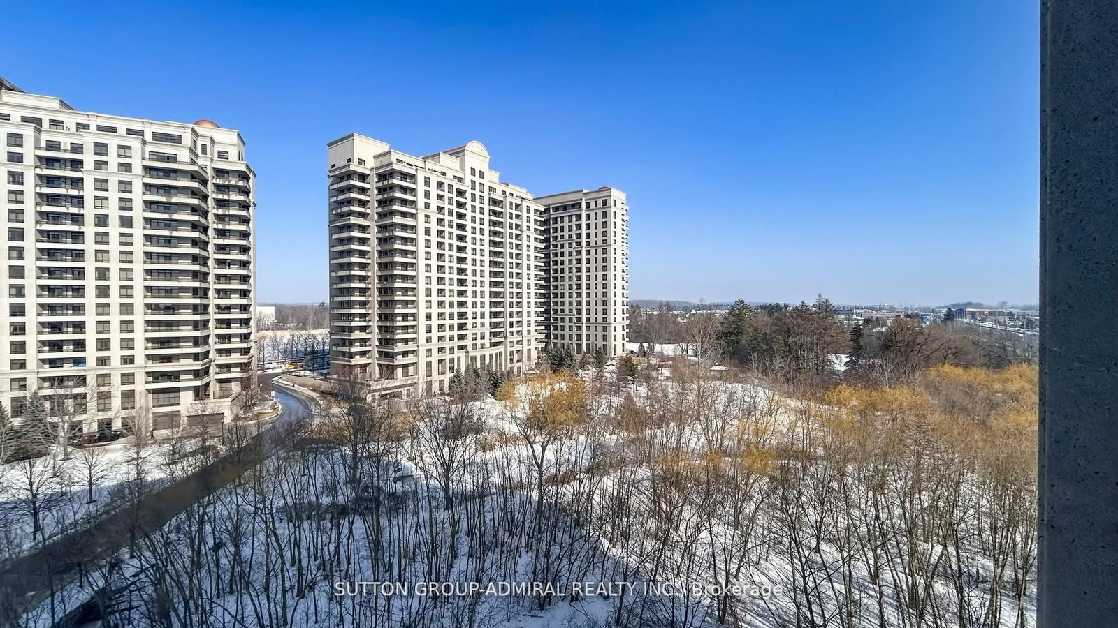 9225 Jane Street, Unit 607 - Photo 15