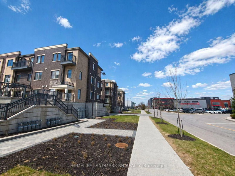 112 clippers Cres, Whitchurch-Stouffville, L4A 4X7 | Image 2