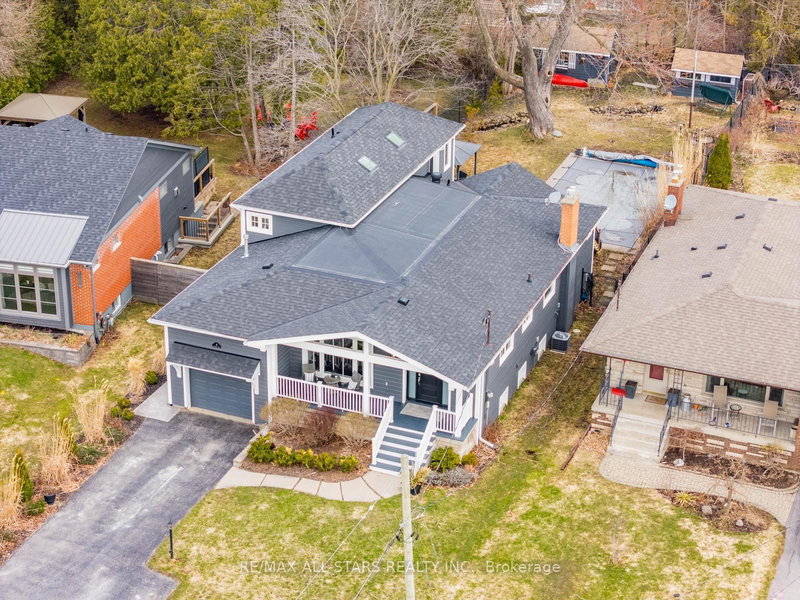 home for sale on 91 Manitoba Street