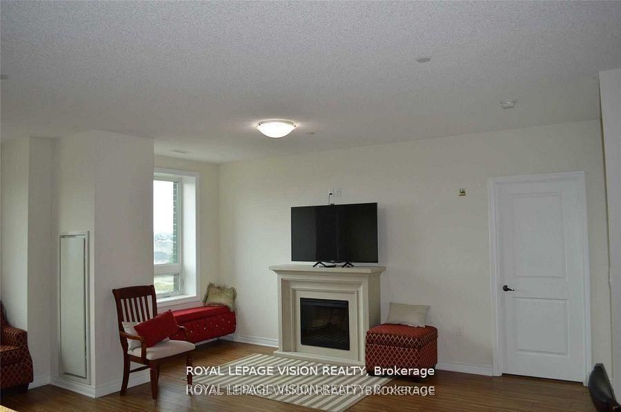7400 Markham Road, Unit 605 - Photo 7