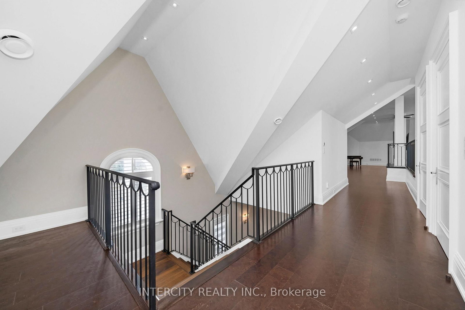 20 Orico Court - Photo 41