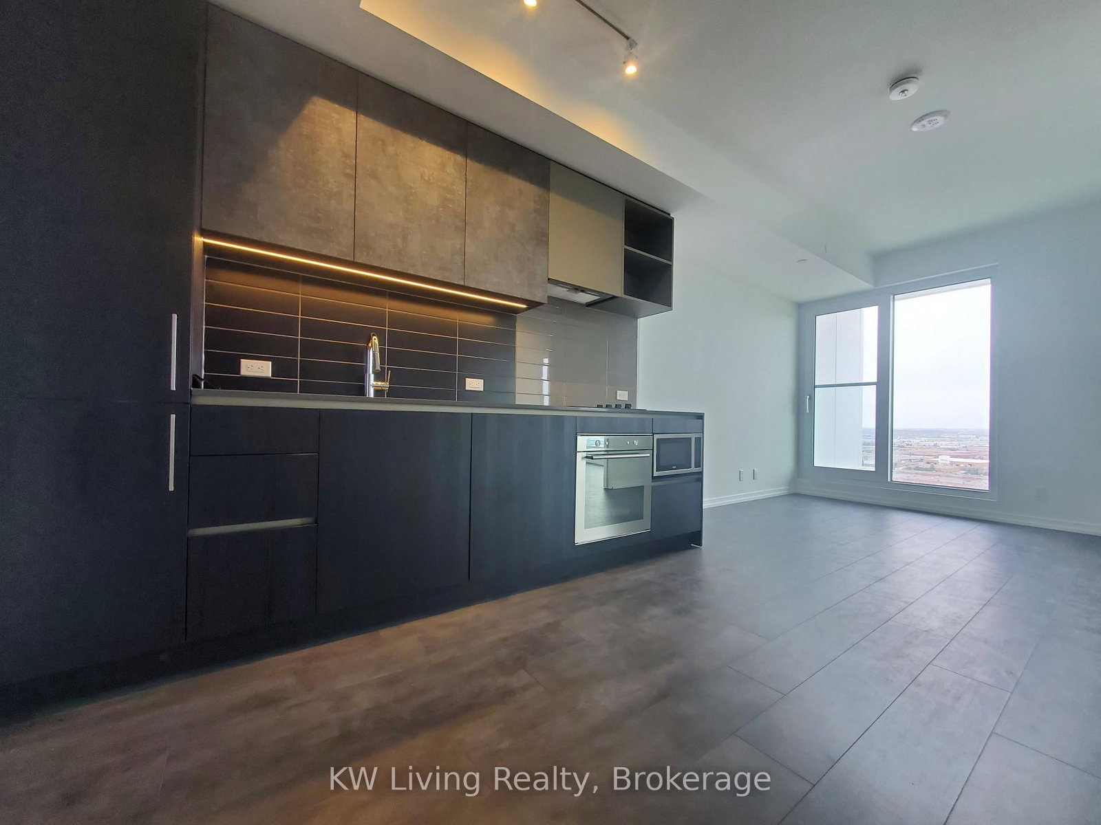 1000 Portage Parkway, Unit 1801 - Photo 5