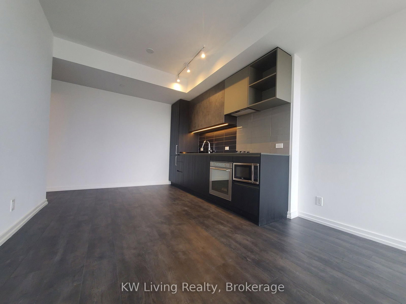 1000 Portage Parkway, Unit 1801 - Photo 7