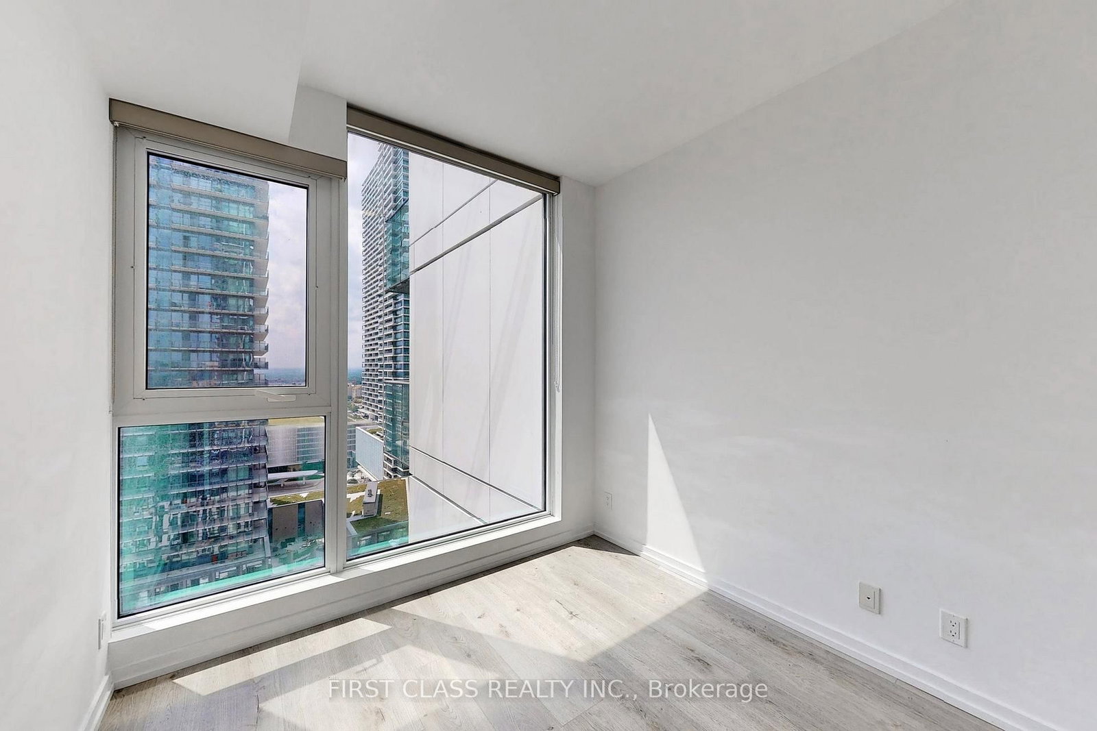 7890 Jane Street, Unit 1902 - Photo 11