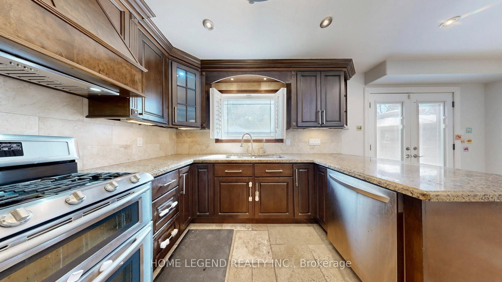 Detached House for lease at 261 Fincham Avenue, Markham, Ontario, L3P 4E5 - Markham Village - MLS: N12985798