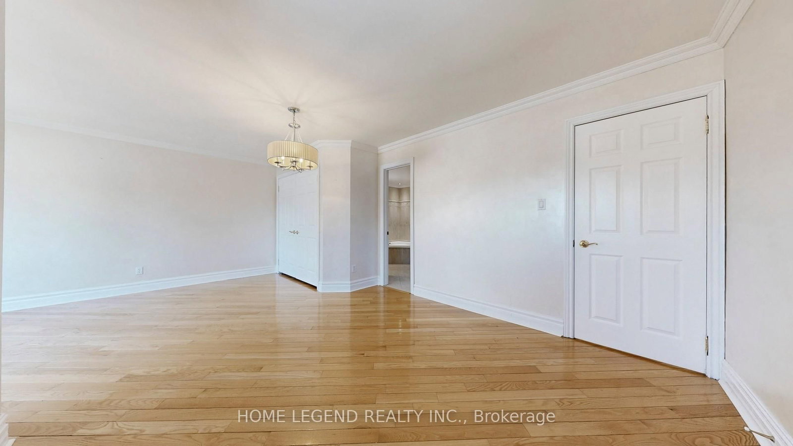 Detached House for lease at 261 Fincham Avenue, Markham, Ontario, L3P 4E5 - Markham Village - MLS: N12985798