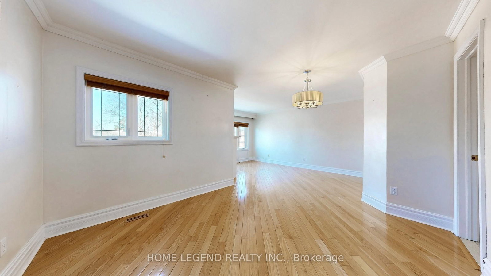 Detached House for lease at 261 Fincham Avenue, Markham, Ontario, L3P 4E5 - Markham Village - MLS: N12985798