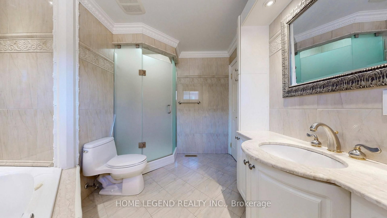 Detached House for lease at 261 Fincham Avenue, Markham, Ontario, L3P 4E5 - Markham Village - MLS: N12985798