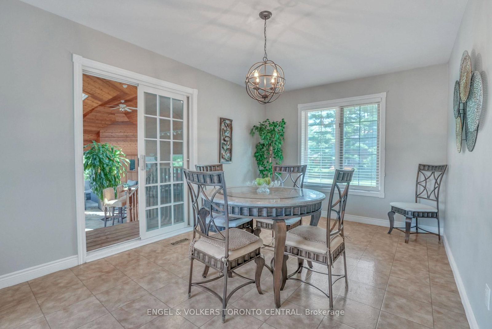 1946 Wilkinson Street - Photo 16