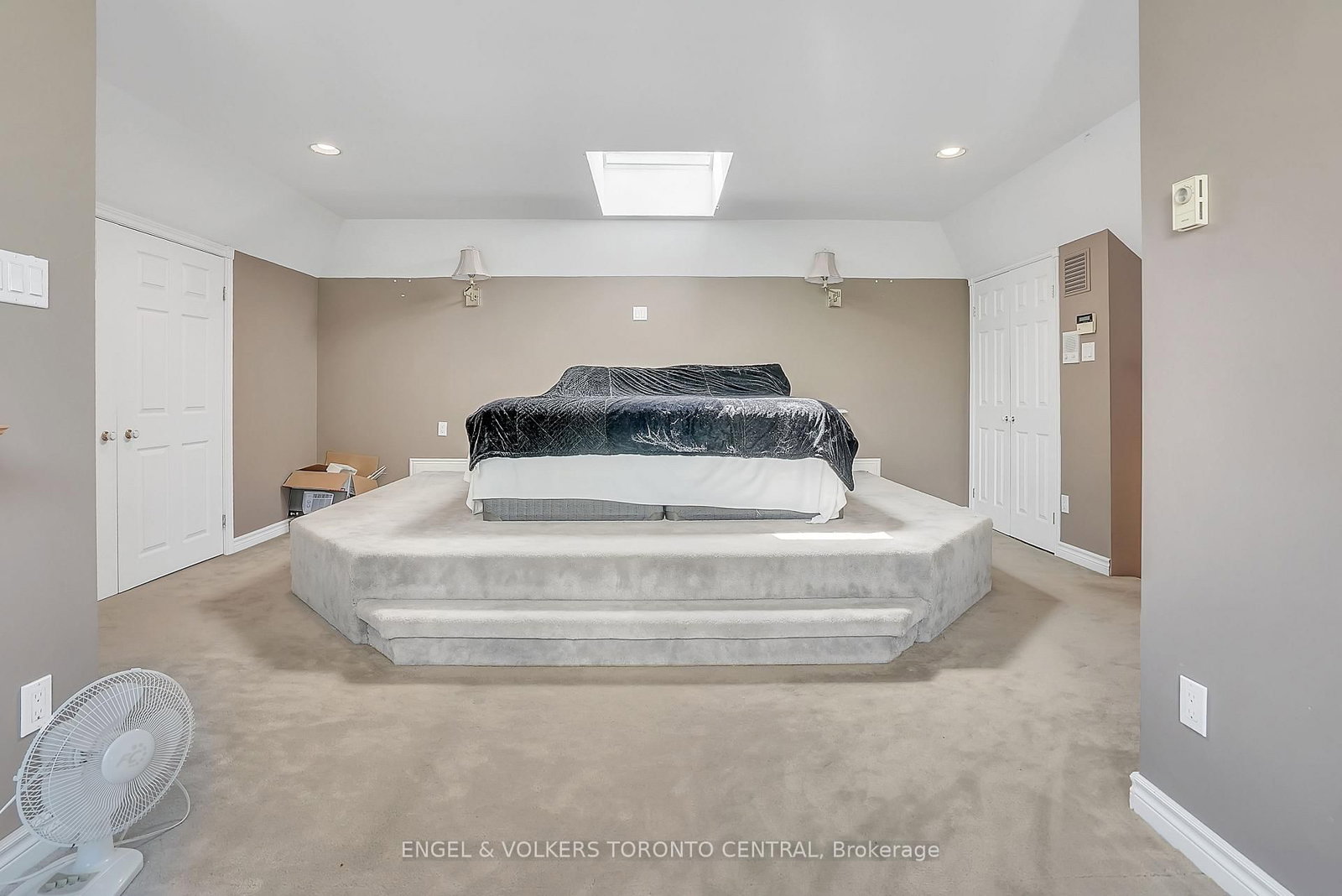 1946 Wilkinson Street - Photo 30