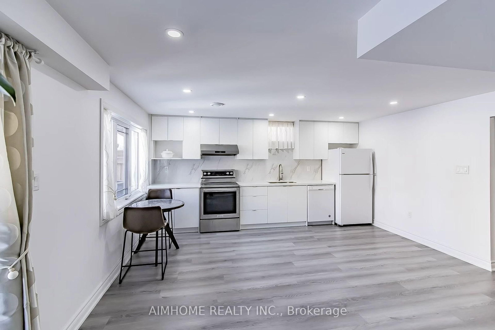 50 Drizzel Crescent, Unit Bsmt - Photo 4