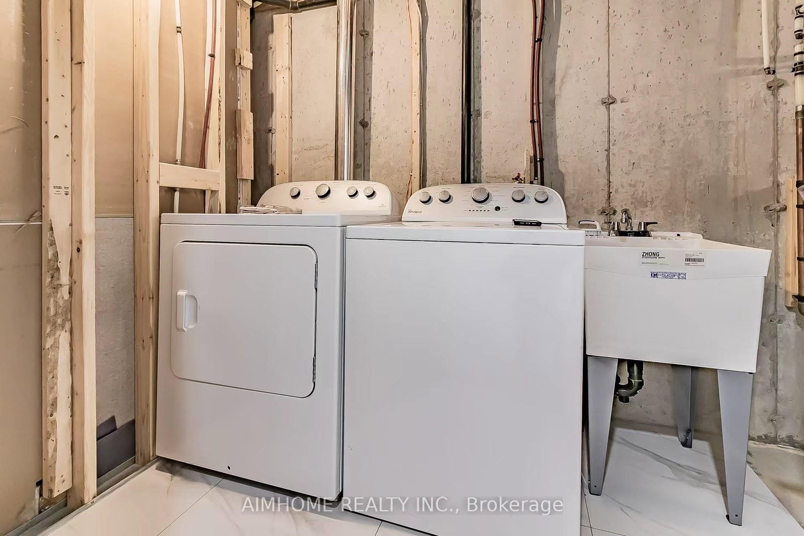 50 Drizzel Crescent, Unit Bsmt - Photo 5