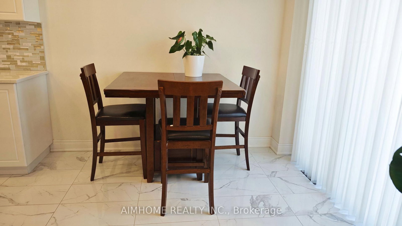 50 Drizzel Crescent, Unit Upper Level - Photo 21