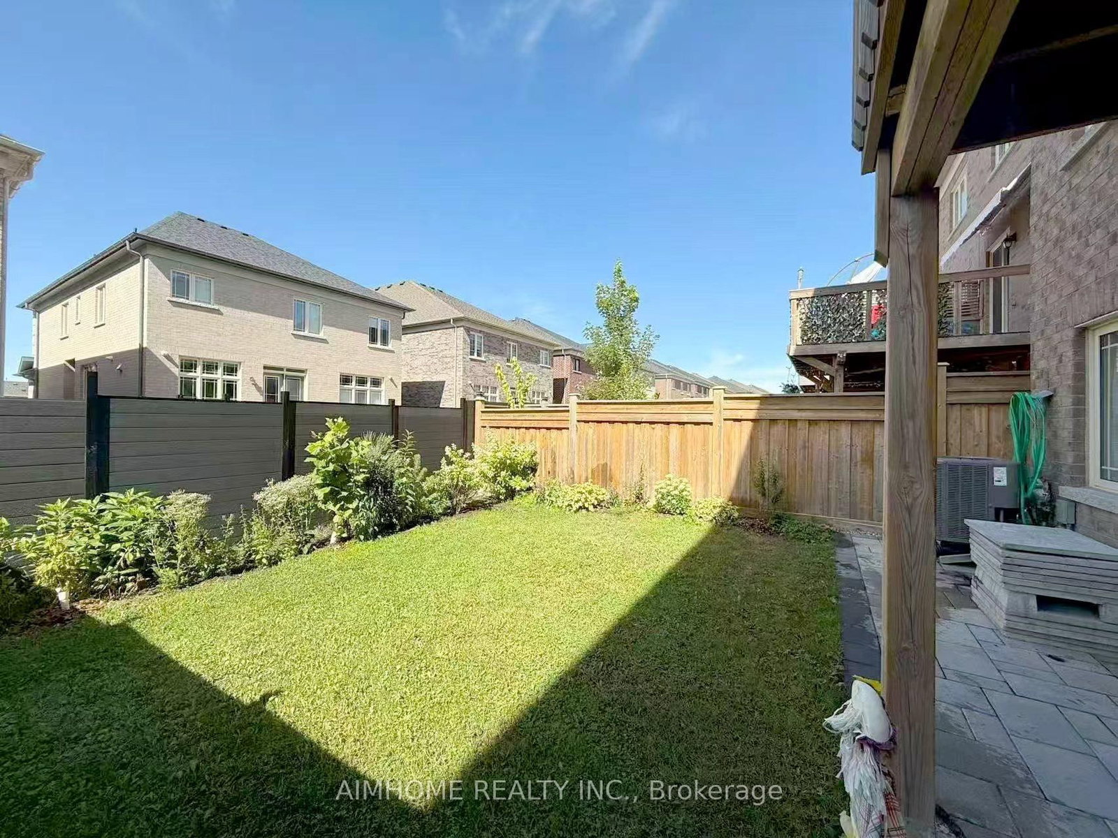 50 Drizzel Crescent, Unit Upper Level - Photo 35