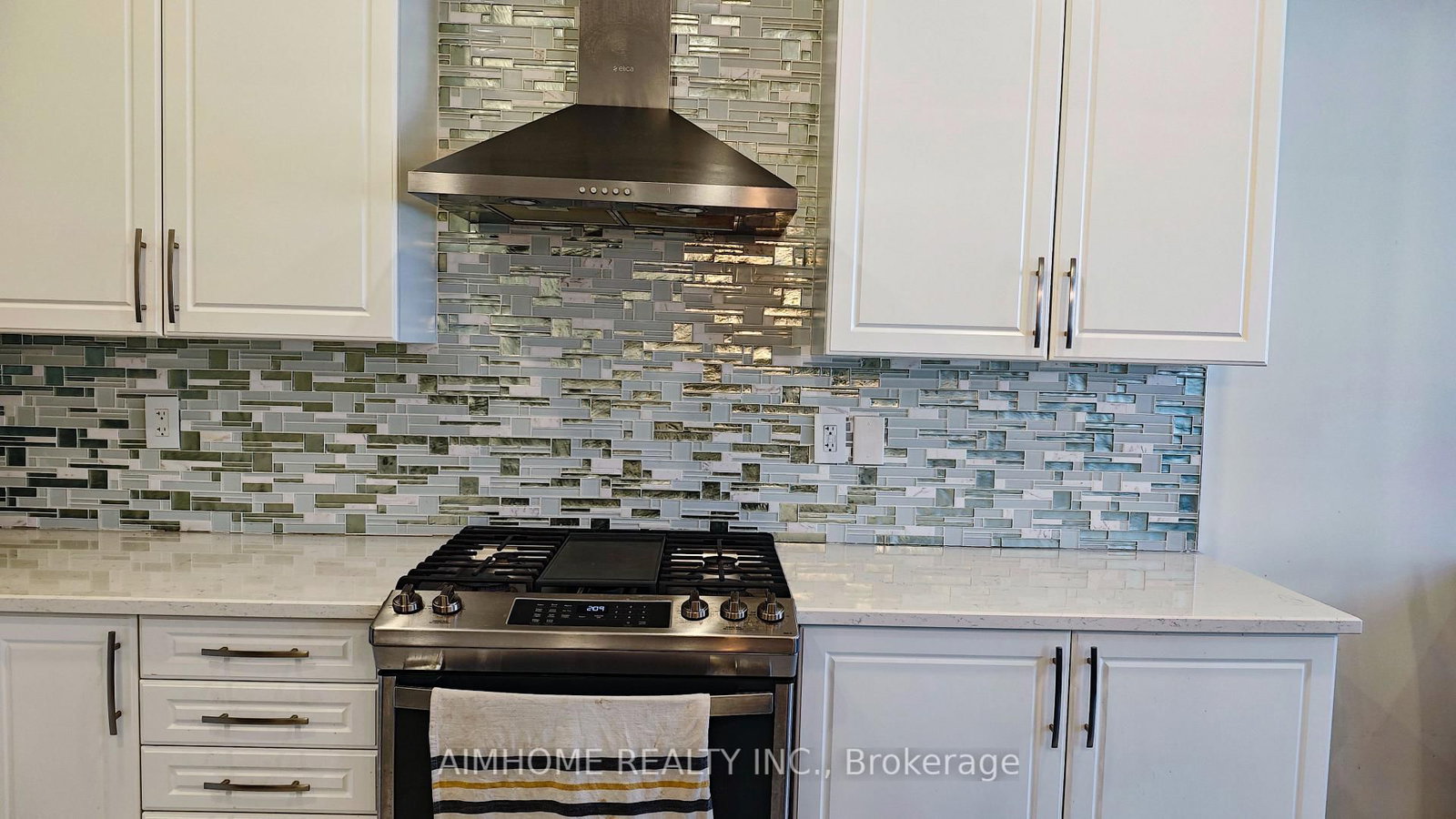 50 Drizzel Crescent, Unit Upper Level - Photo 4