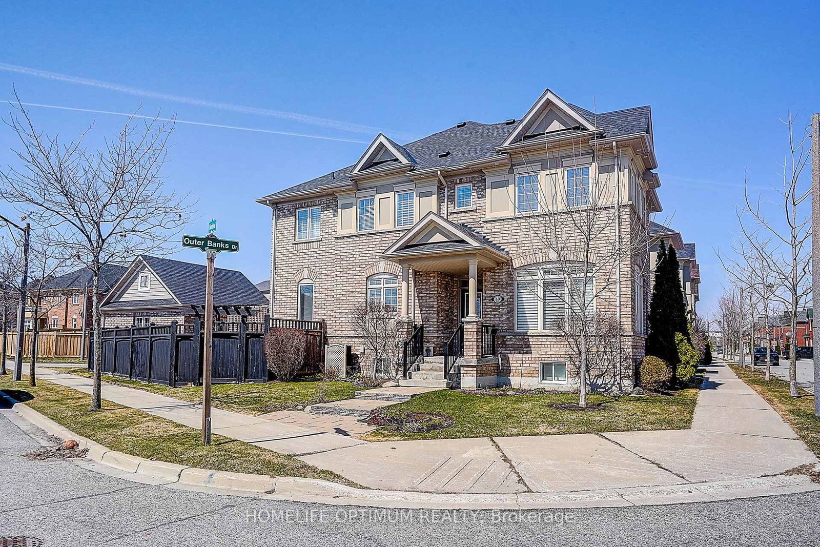 Townhouse for sale at 40 Outer Banks Drive, Markham, Ontario, L6B 0N5 - Cornell - MLS: N12985916