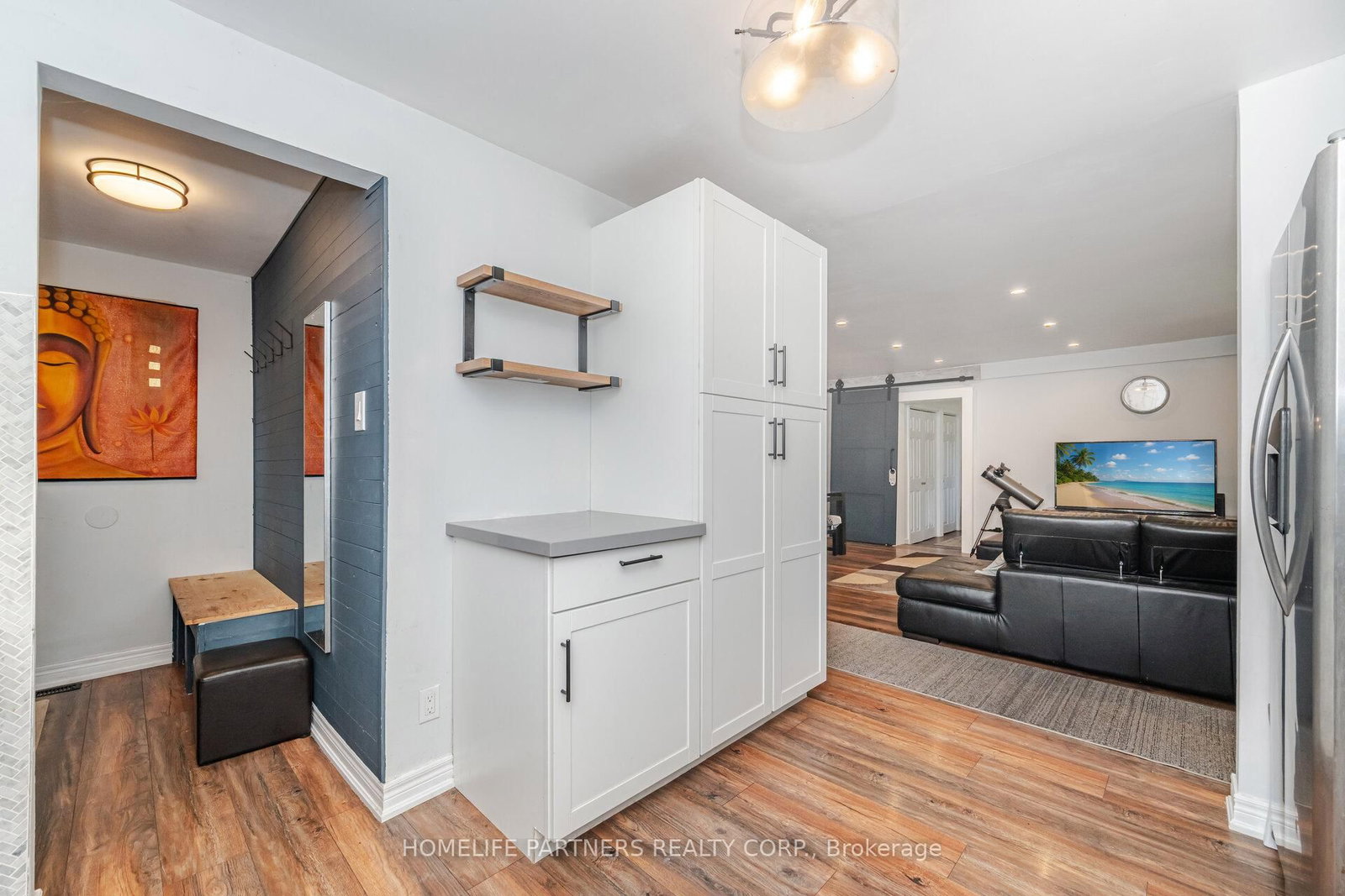 Detached House for sale at 749 Happyvale Drive, Innisfil, Ontario, L9S 2E6 - Alcona - MLS: N12985970