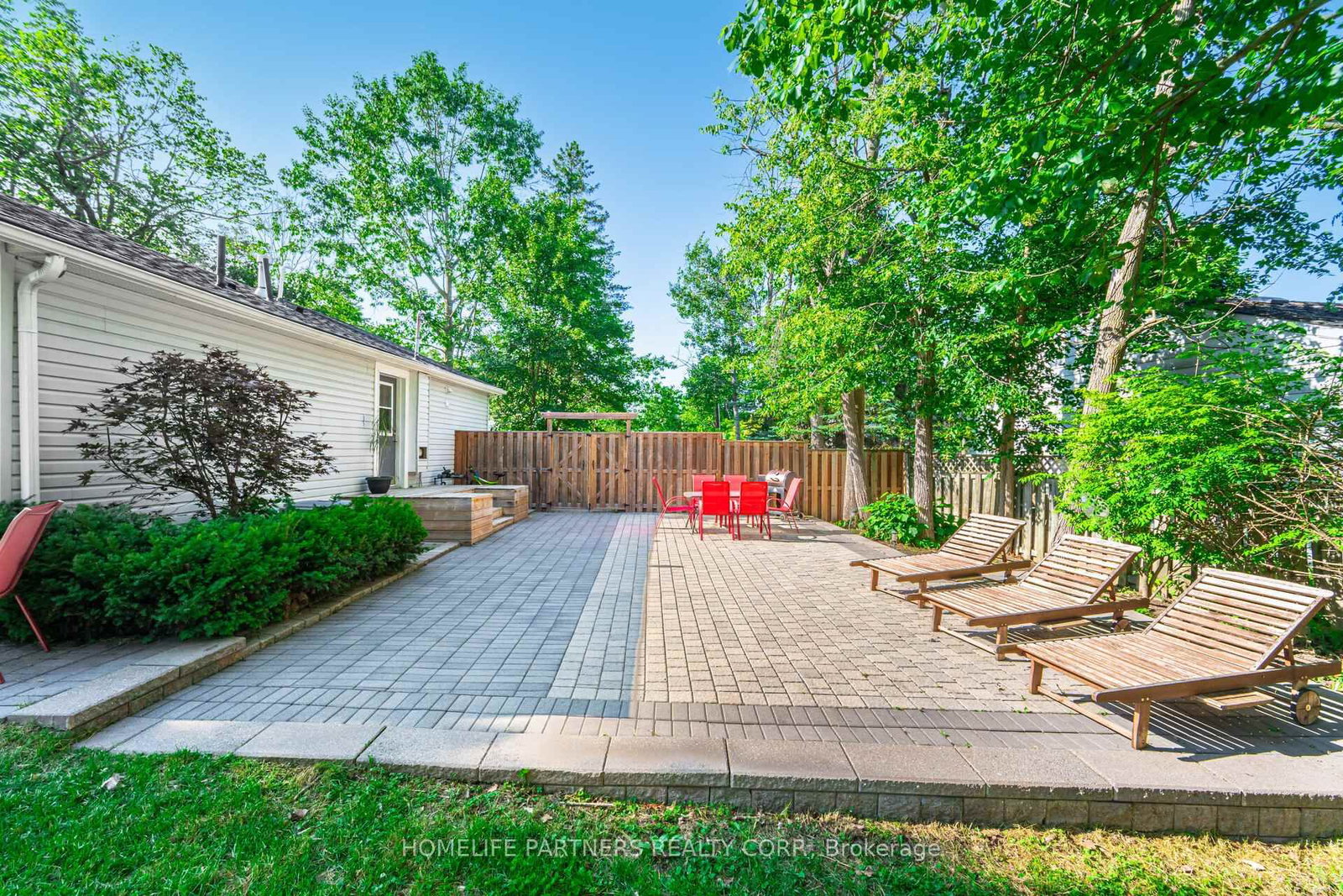 Detached House for sale at 749 Happyvale Drive, Innisfil, Ontario, L9S 2E6 - Alcona - MLS: N12985970