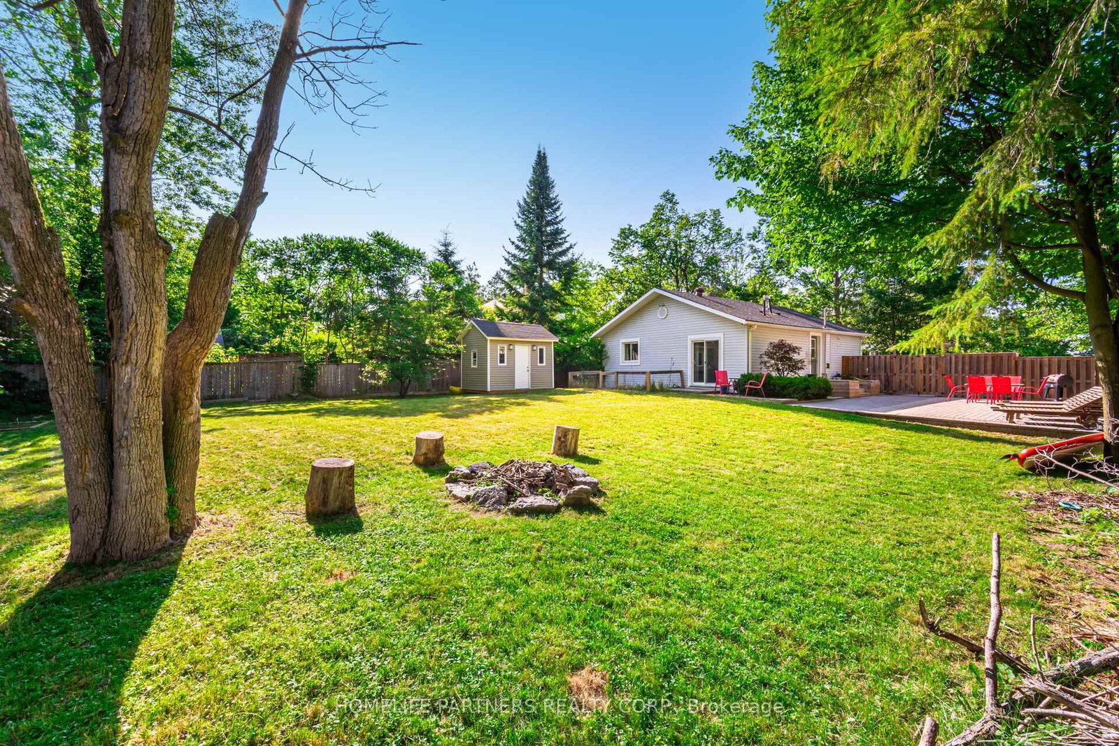 Detached House for sale at 749 Happyvale Drive, Innisfil, Ontario, L9S 2E6 - Alcona - MLS: N12985970