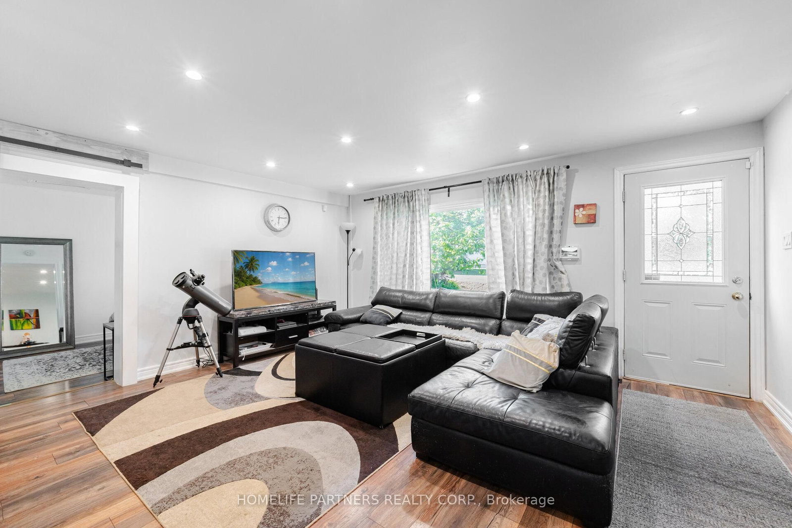 Detached House for sale at 749 Happyvale Drive, Innisfil, Ontario, L9S 2E6 - Alcona - MLS: N12985970