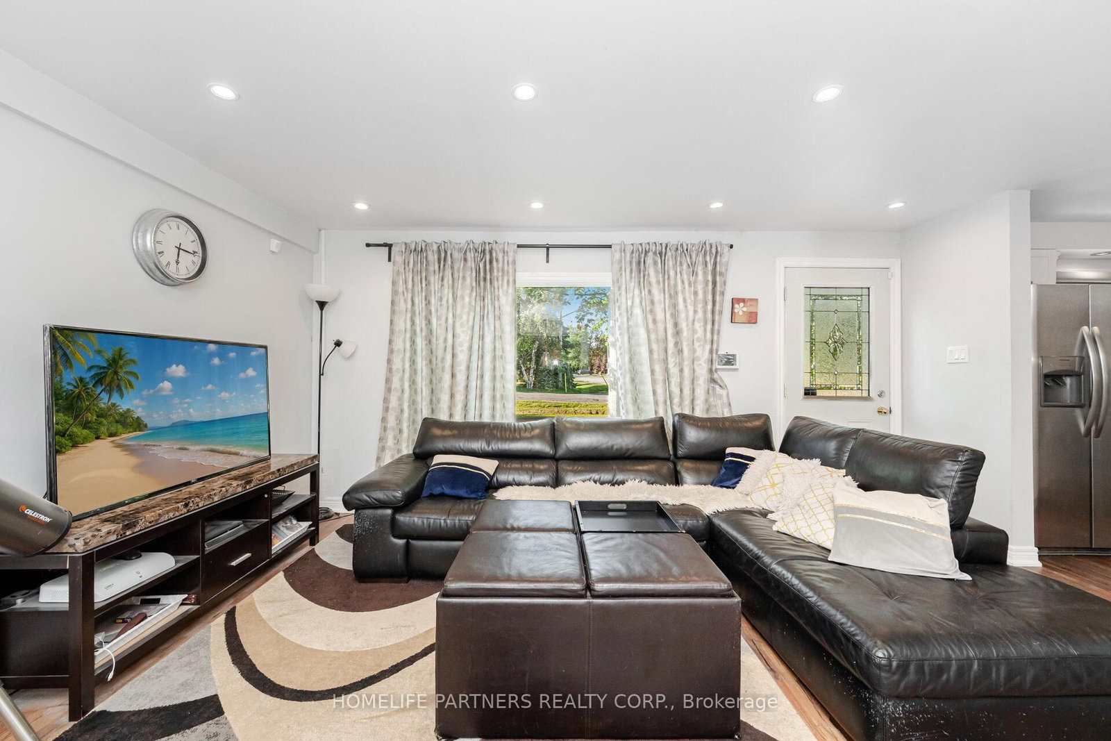 Detached House for sale at 749 Happyvale Drive, Innisfil, Ontario, L9S 2E6 - Alcona - MLS: N12985970