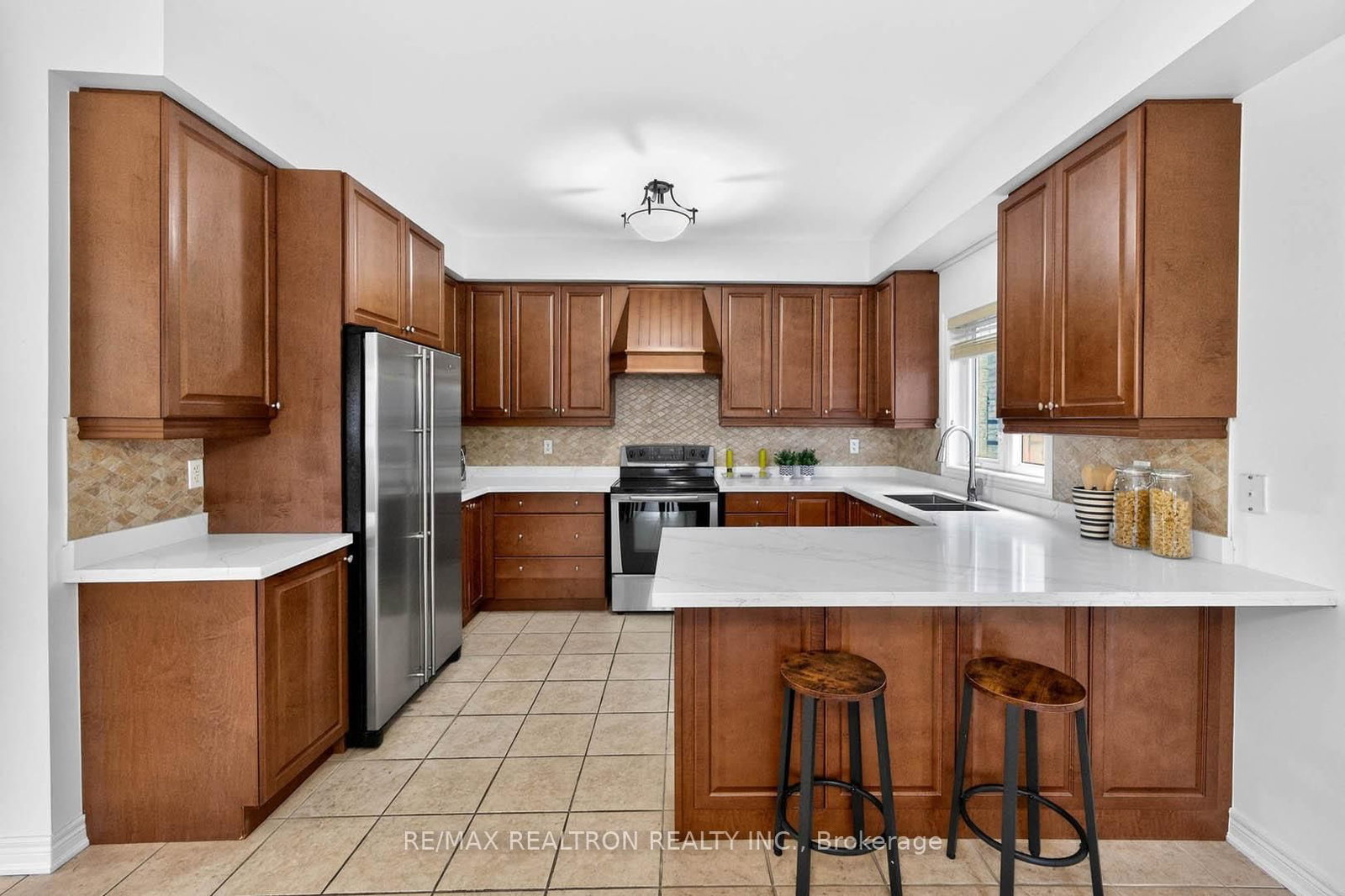 Detached House for sale at 71 Timber Valley Avenue, Richmond Hill, Ontario, L4E 4Z8 - Oak Ridges - MLS: N12986104