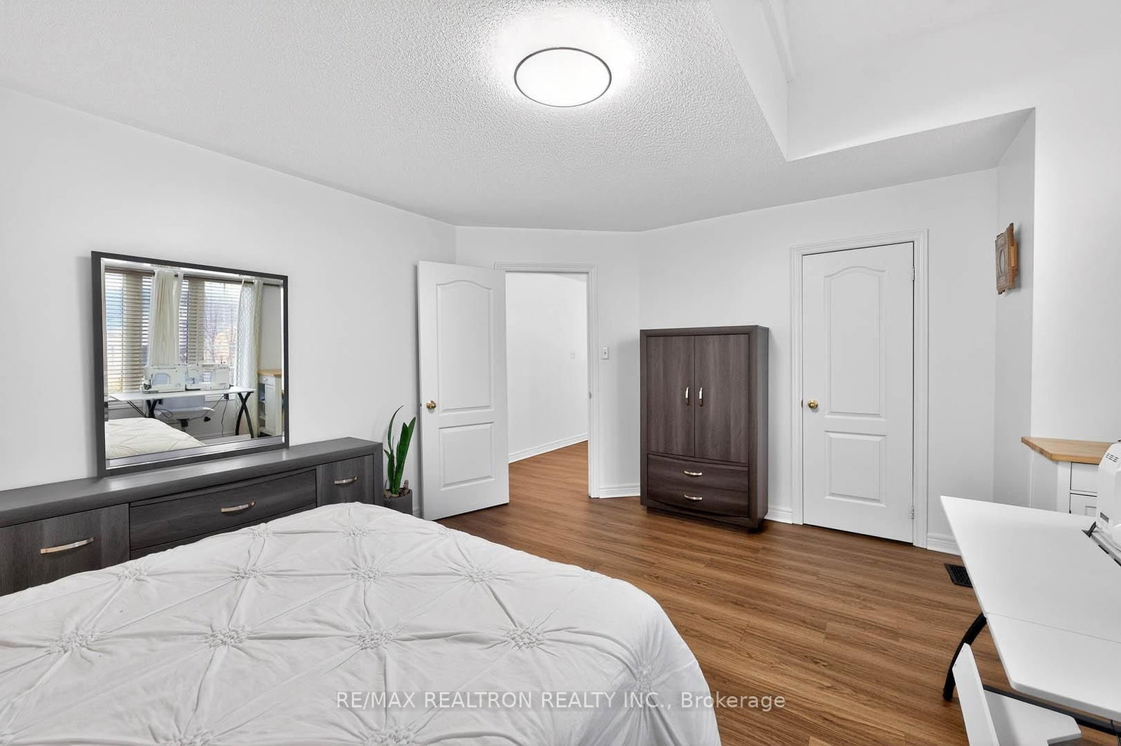 Detached House for sale at 71 Timber Valley Avenue, Richmond Hill, Ontario, L4E 4Z8 - Oak Ridges - MLS: N12986104