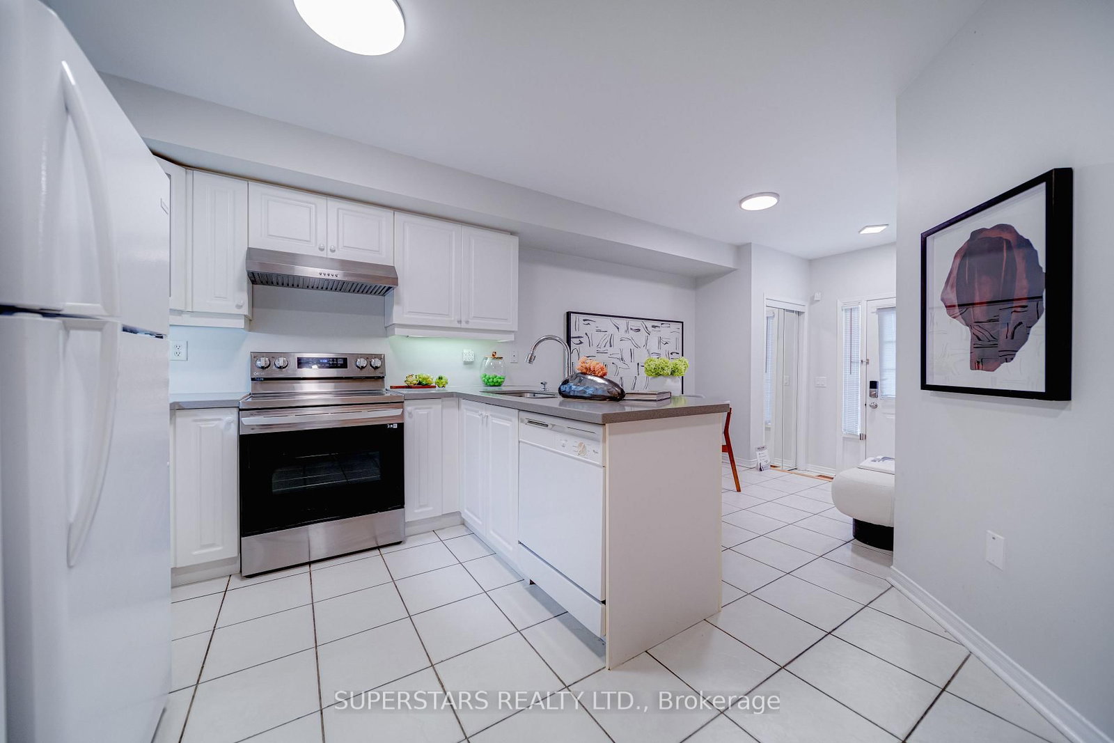 Townhouse for sale at 329 Bur Oak Avenue, Markham, Ontario, L6C 2V3 - Berczy - MLS: N12986240