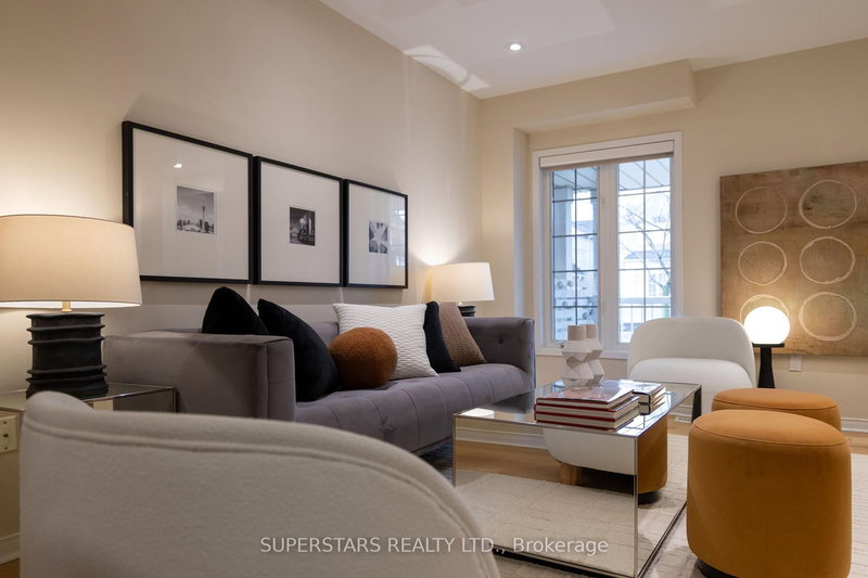 329 Bur Oak Ave, Markham, L6C 2V3 | Image 2