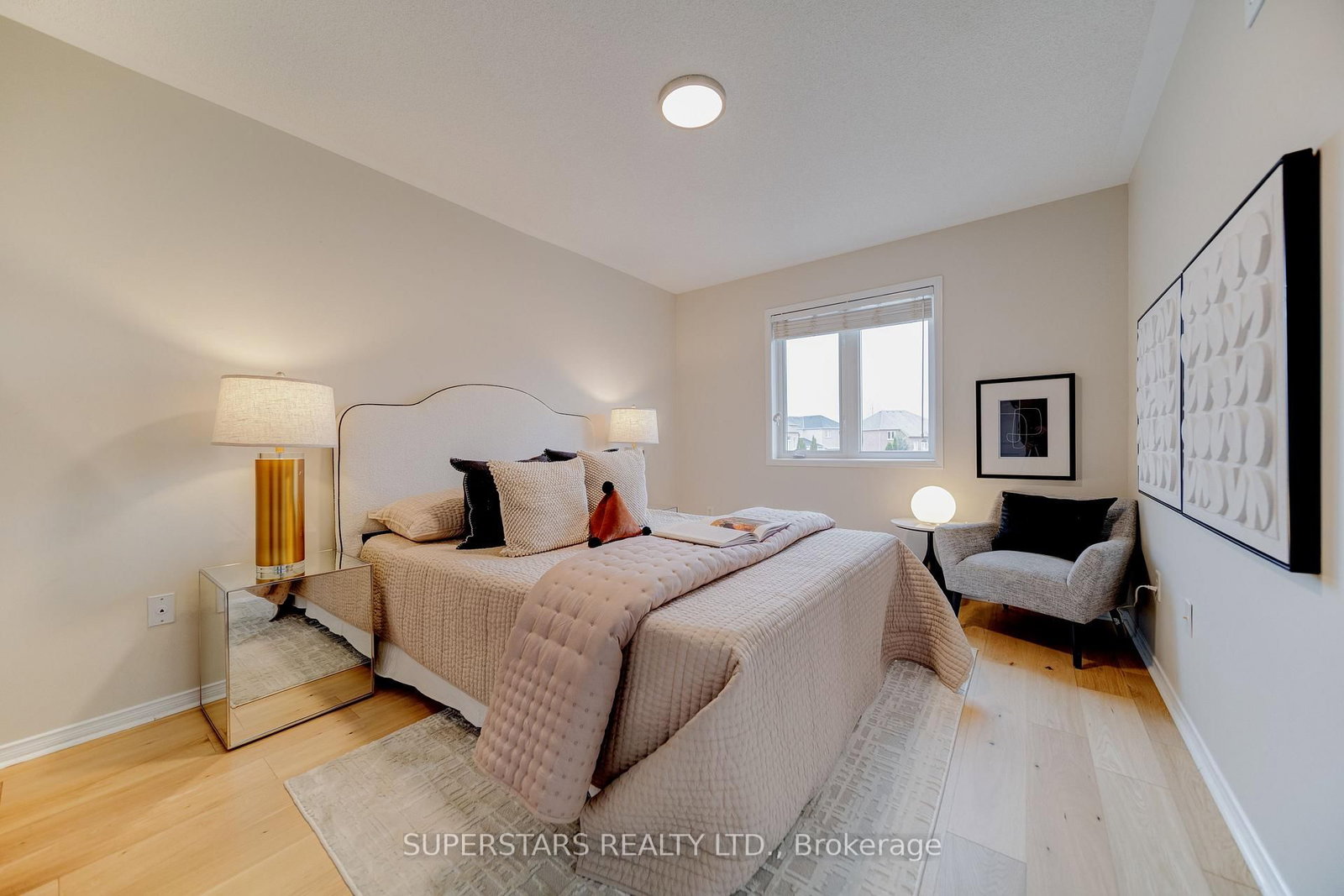 Townhouse for sale at 329 Bur Oak Avenue, Markham, Ontario, L6C 2V3 - Berczy - MLS: N12986240