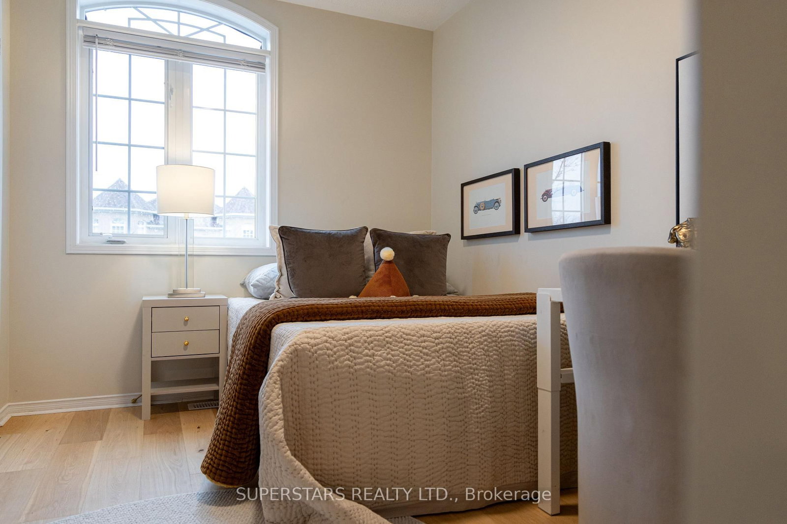 Townhouse for sale at 329 Bur Oak Avenue, Markham, Ontario, L6C 2V3 - Berczy - MLS: N12986240