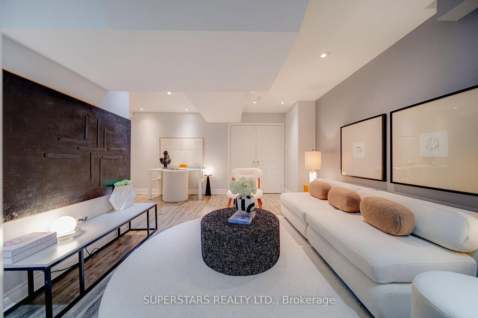 Townhouse for sale at 329 Bur Oak Avenue, Markham, Ontario, L6C 2V3 - Berczy - MLS: N12986240