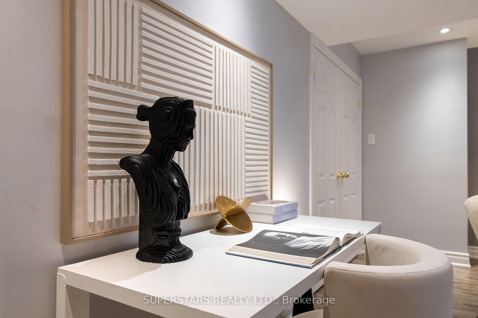 Townhouse for sale at 329 Bur Oak Avenue, Markham, Ontario, L6C 2V3 - Berczy - MLS: N12986240