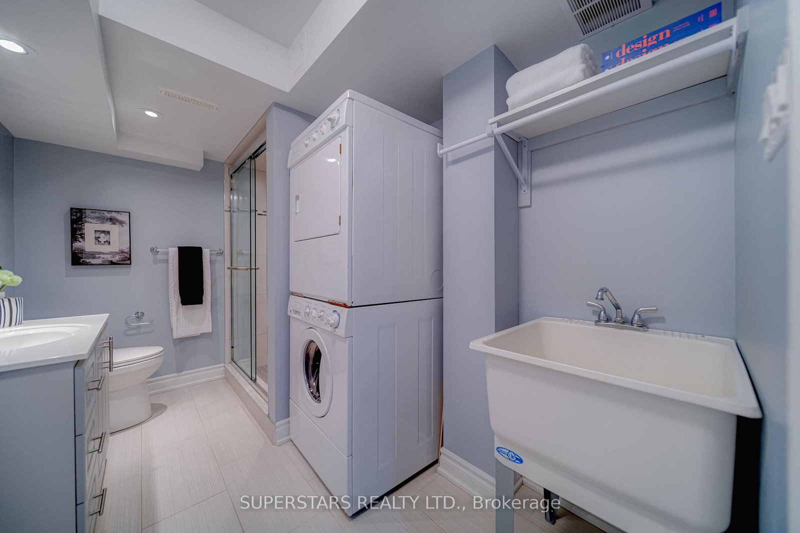 Townhouse for sale at 329 Bur Oak Avenue, Markham, Ontario, L6C 2V3 - Berczy - MLS: N12986240